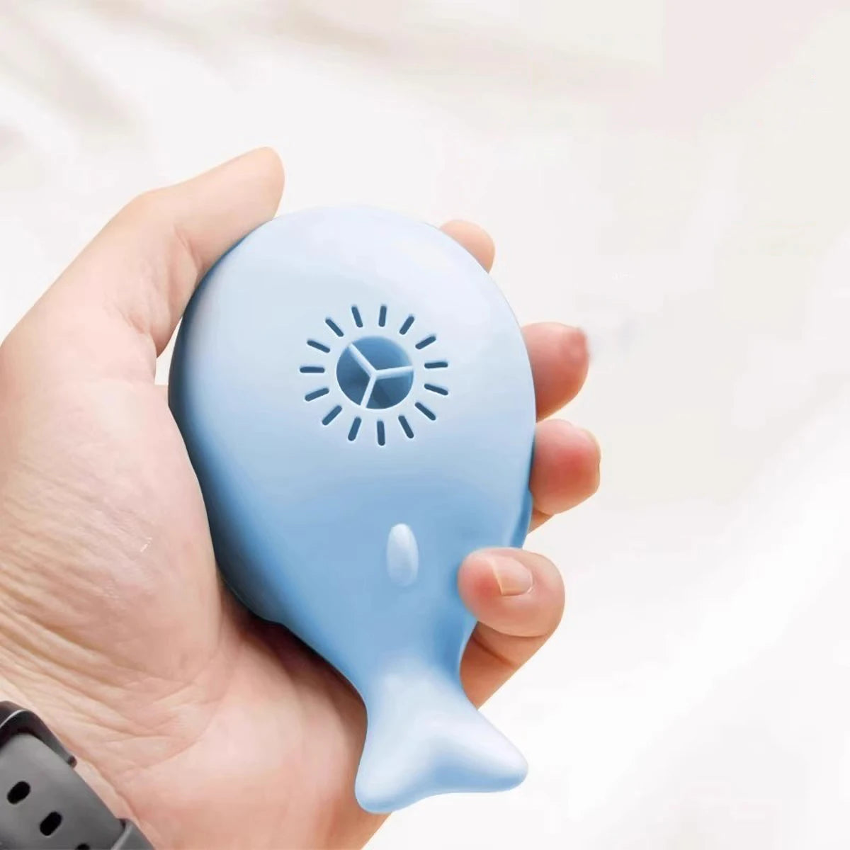Cat Toys Electric Jet Floating Ball Cat Toy Whale Shaped Cat Toy Interactive Portable USB Dual Function Fan Pet Toy for Teaser